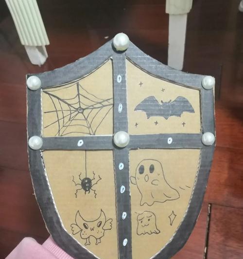 纸板制作魔兽盾牌教程：步骤详解？