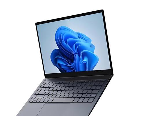 如何在PC上玩英雄联盟？