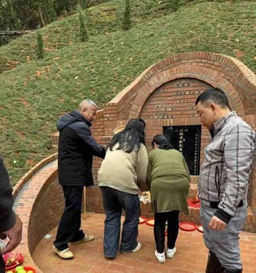掘墓先人升级方法及注意事项是什么？